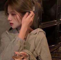 举报快手号，小红书如何投诉导流商家